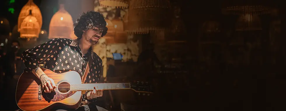 guitarrista en vivo en Chambao Polanco