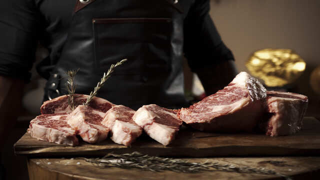 Exclusive cuts at Chambao
